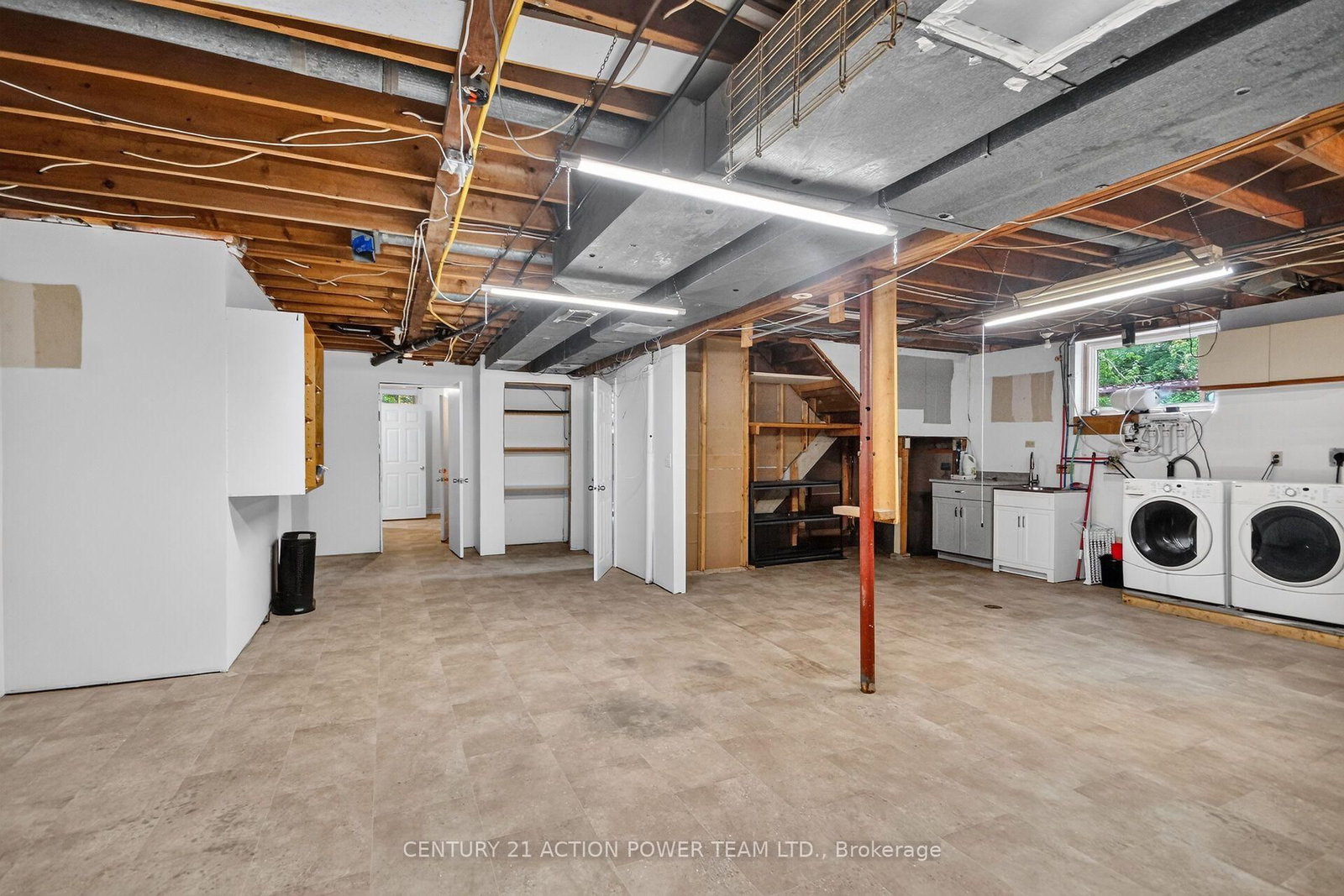 8431 Victoria Street • Metcalfe, ON photo 29