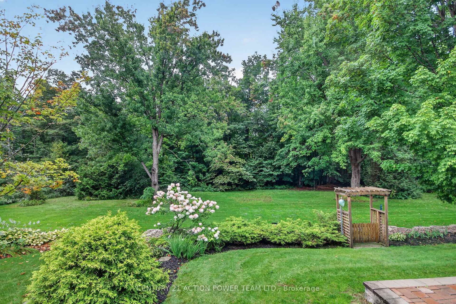 8431 Victoria Street • Metcalfe, ON photo 34