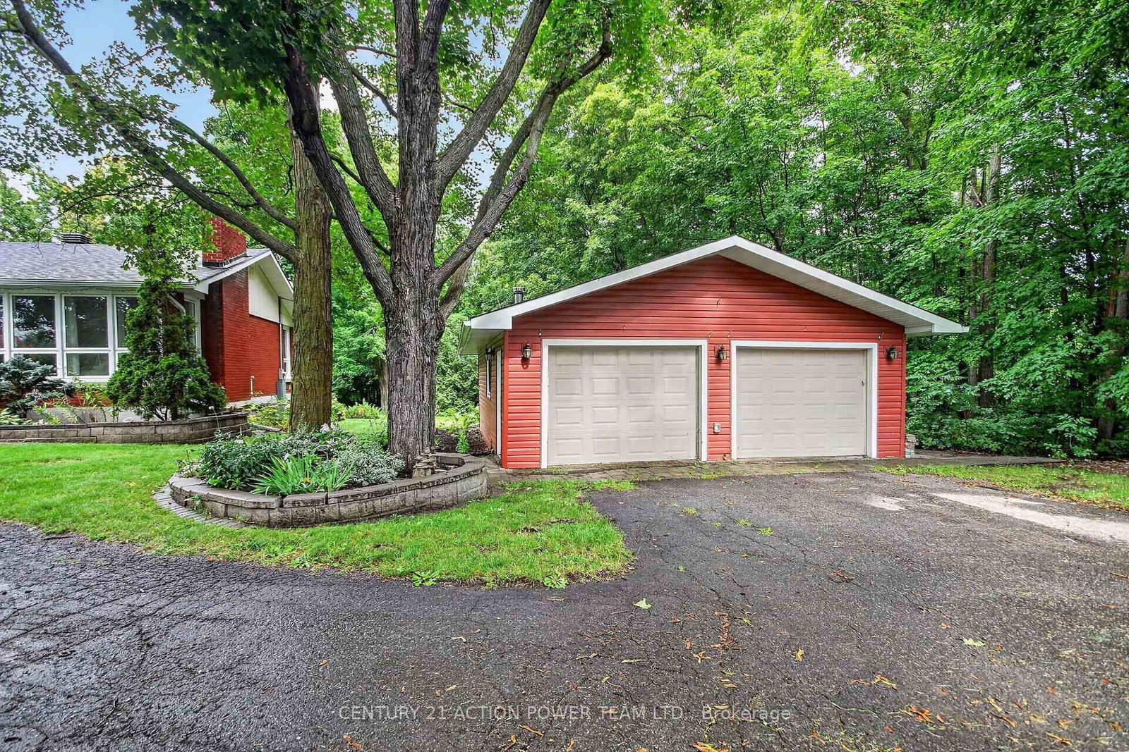 8431 Victoria Street • Metcalfe, ON photo 36