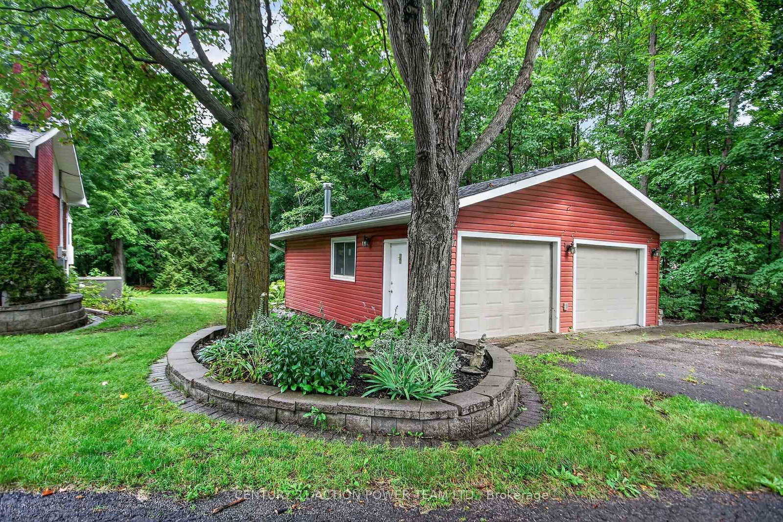 8431 Victoria Street • Metcalfe, ON photo 38