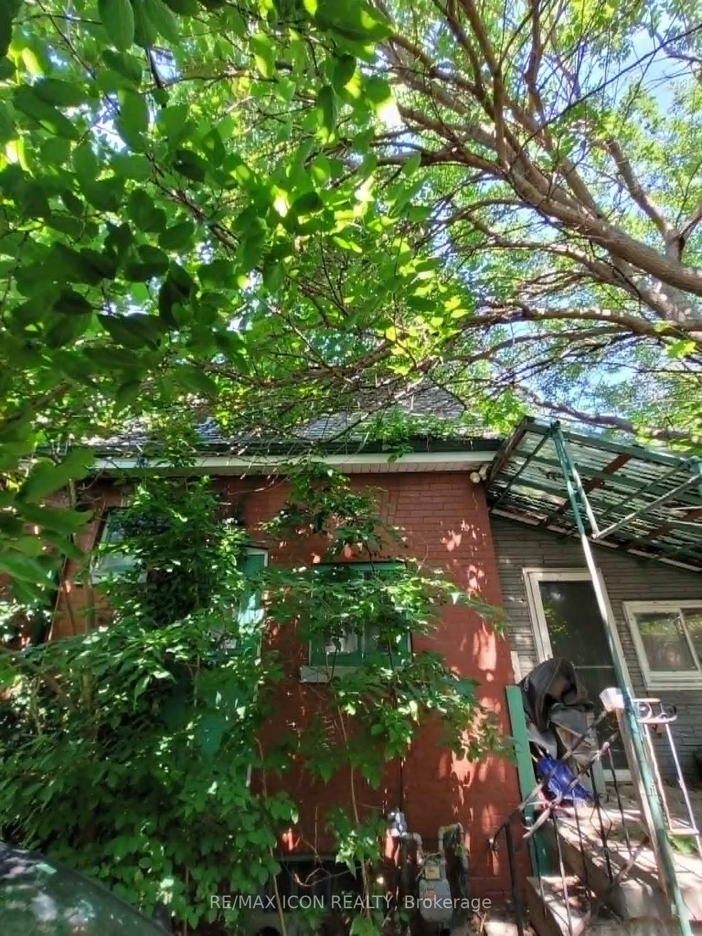 184 William Street • London East, ON photo 10