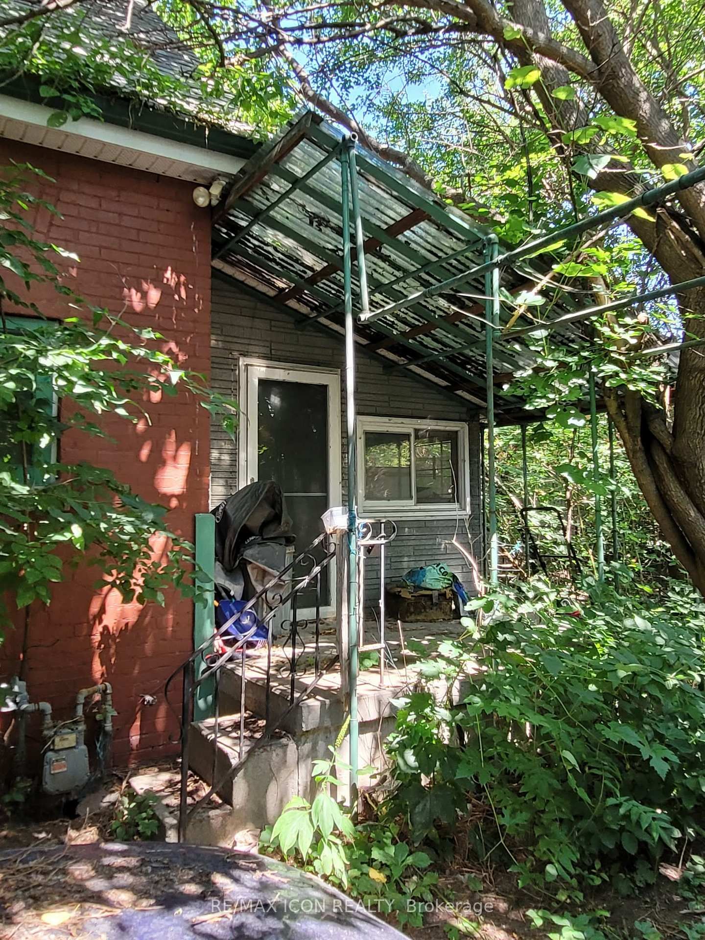 184 William Street • London East, ON photo 11