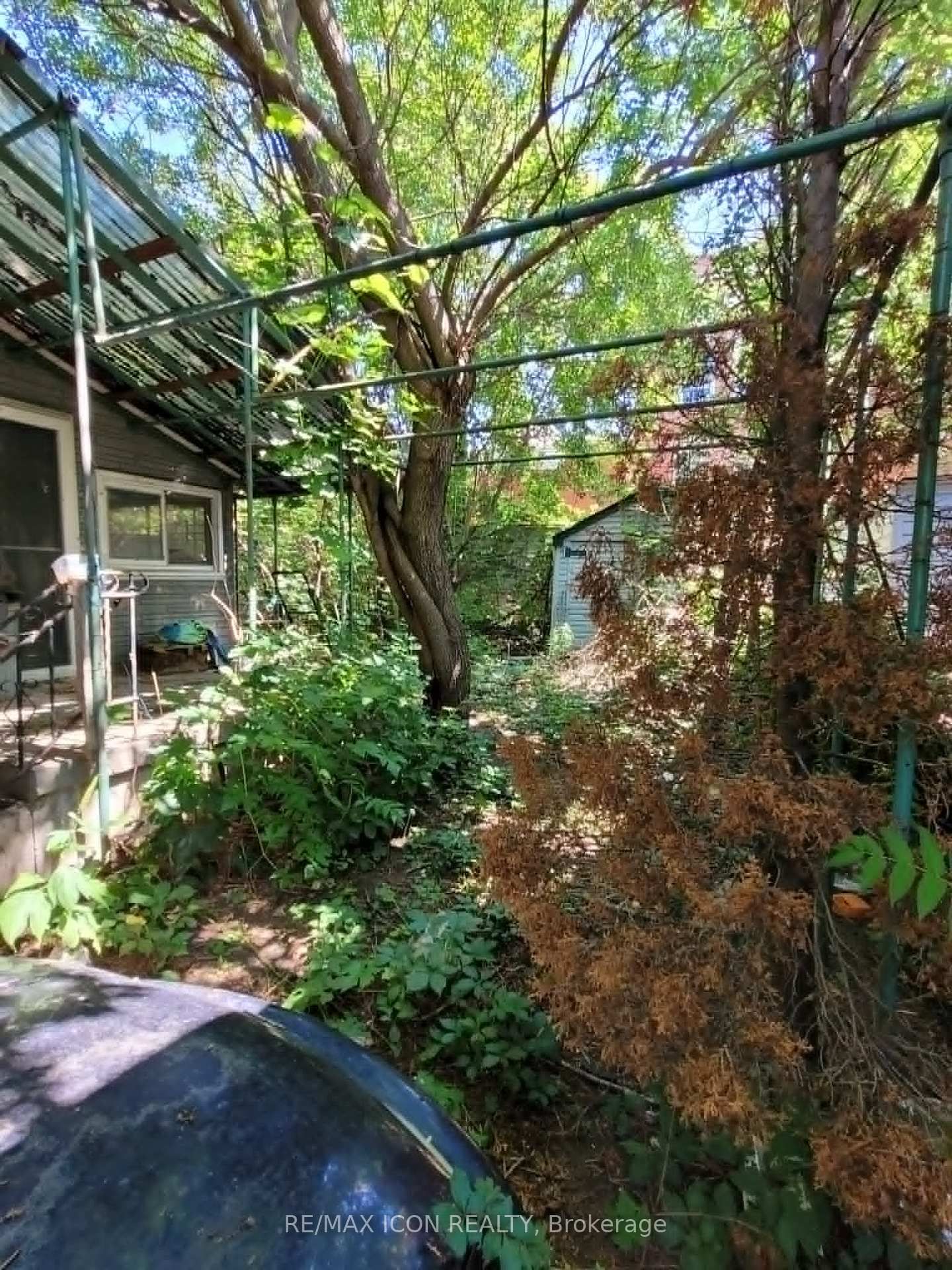 184 William Street • London East, ON photo 12