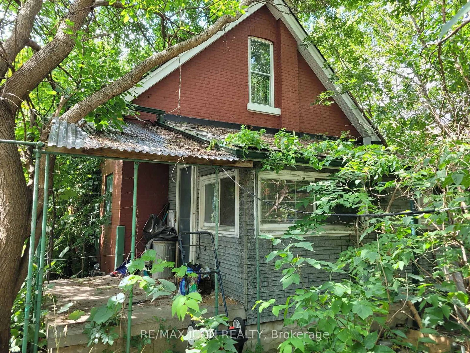 184 William Street • London East, ON photo 13
