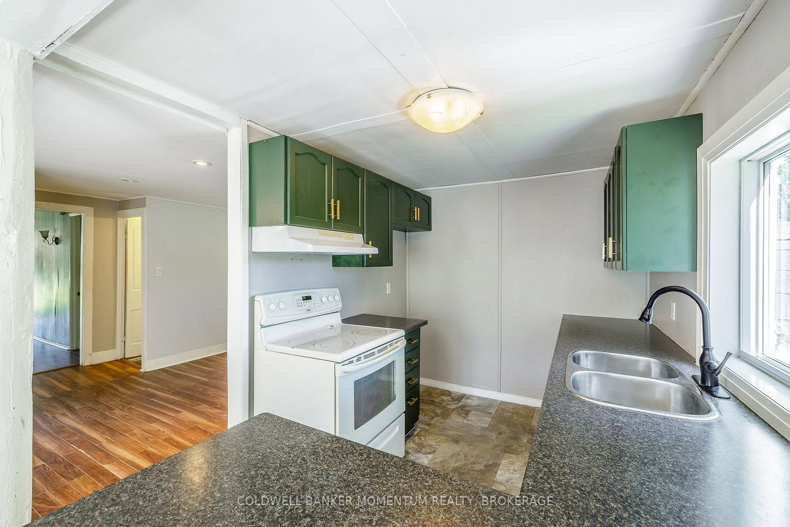 1201 Pelham Street • Pelham, ON photo 22