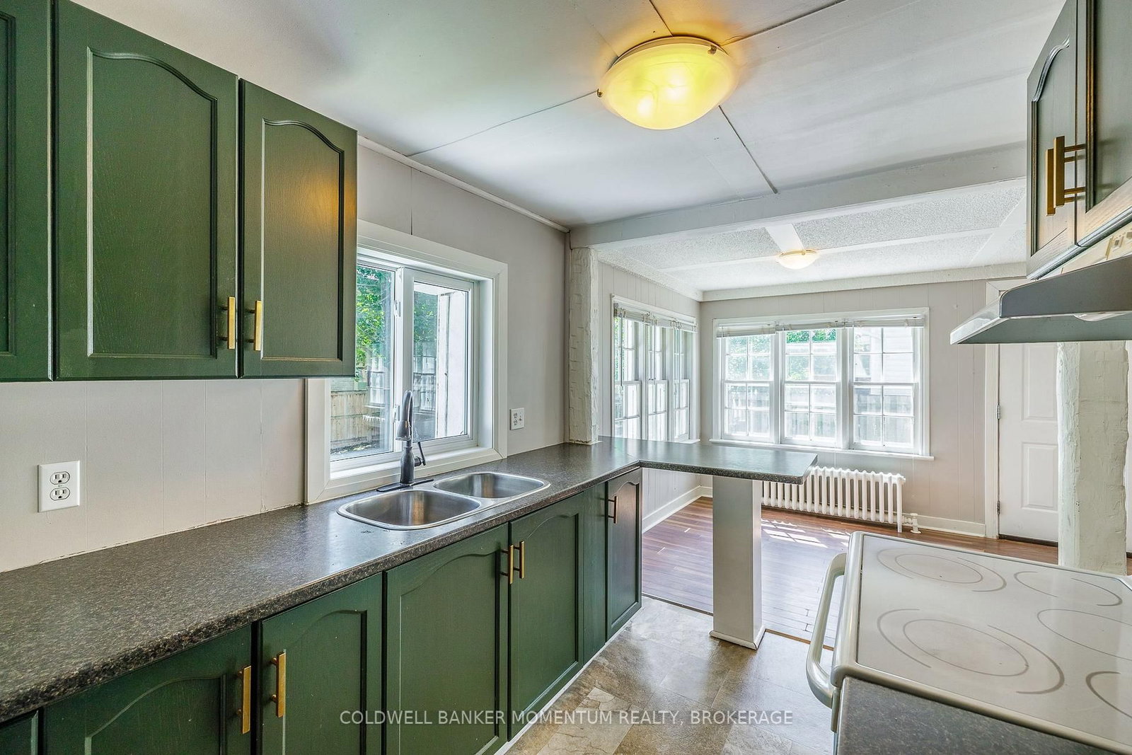 1201 Pelham Street • Pelham, ON photo 23