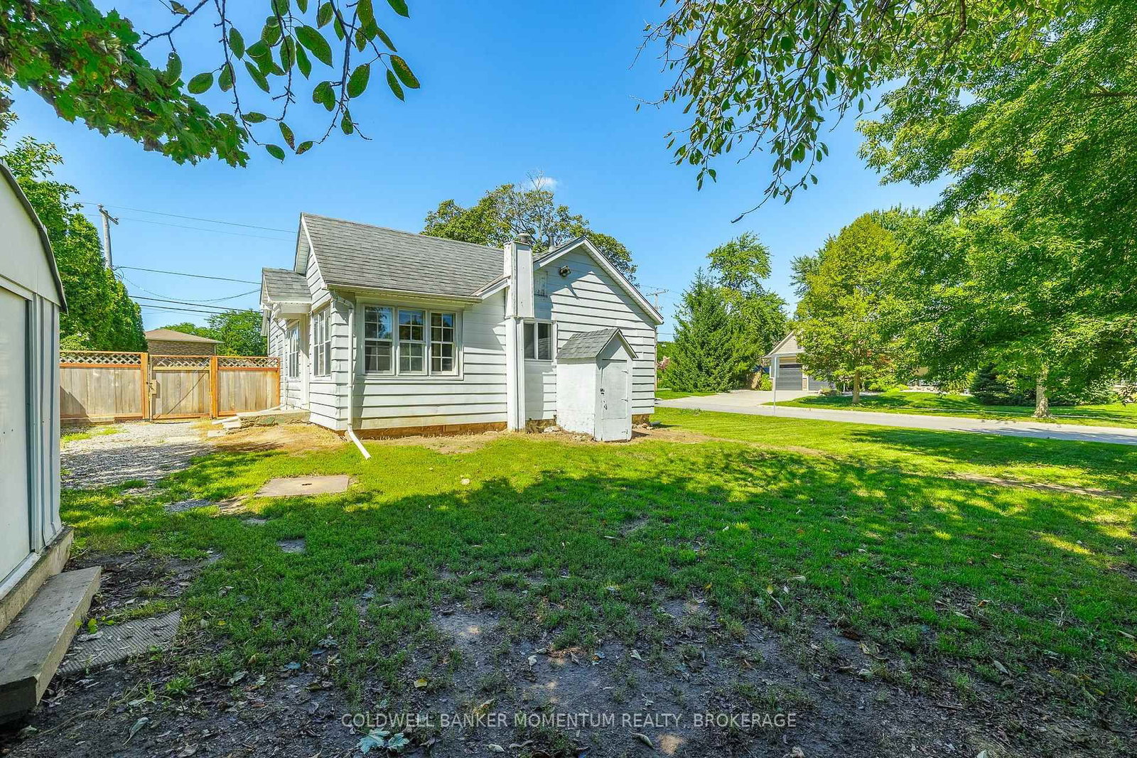 1201 Pelham Street • Pelham, ON photo 35