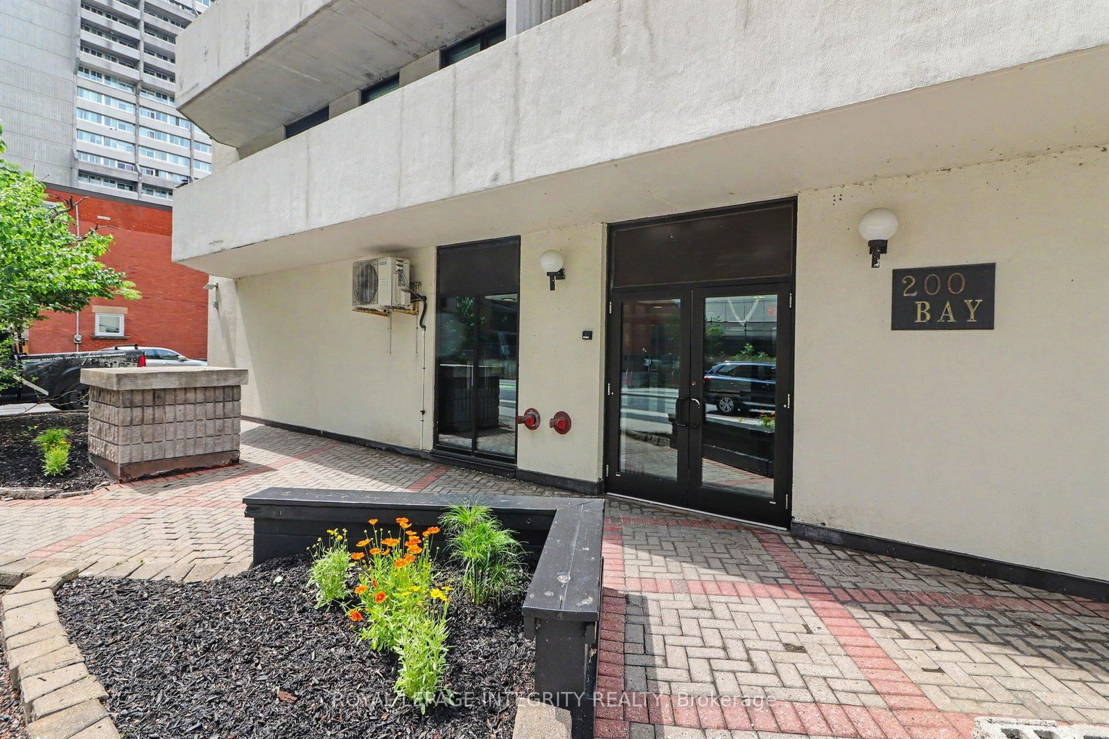 200 Bay Street S • #102 • Ottawa, ON photo 4