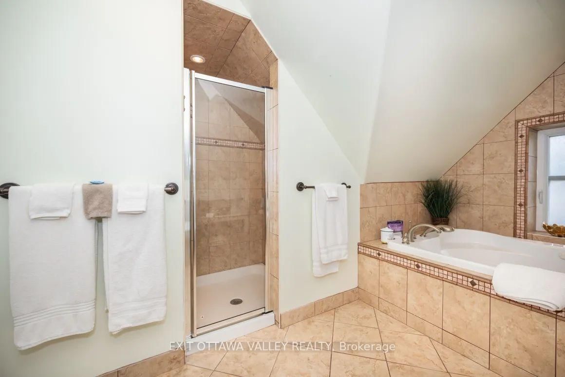 1739 Beachburg Road • Beachburg, ON photo 35