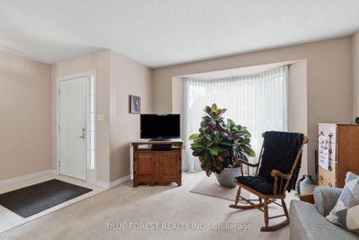236 Margaret Street • Dutton/Dunwich, ON photo 4