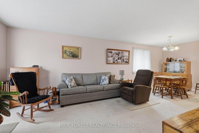 236 Margaret Street • Dutton/Dunwich, ON photo 5
