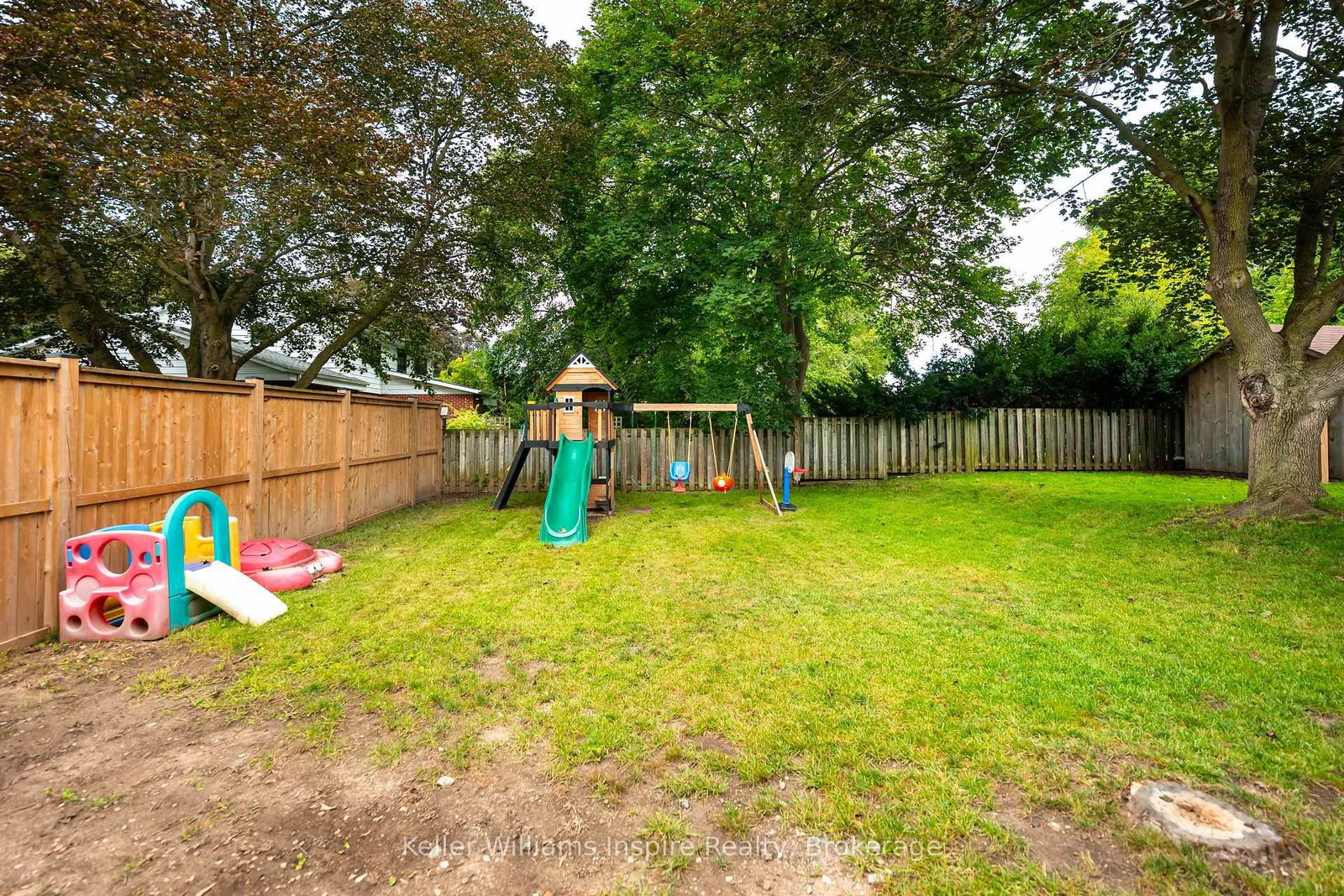 14 CHELTONWOOD AVE. • Guelph, ON photo 13