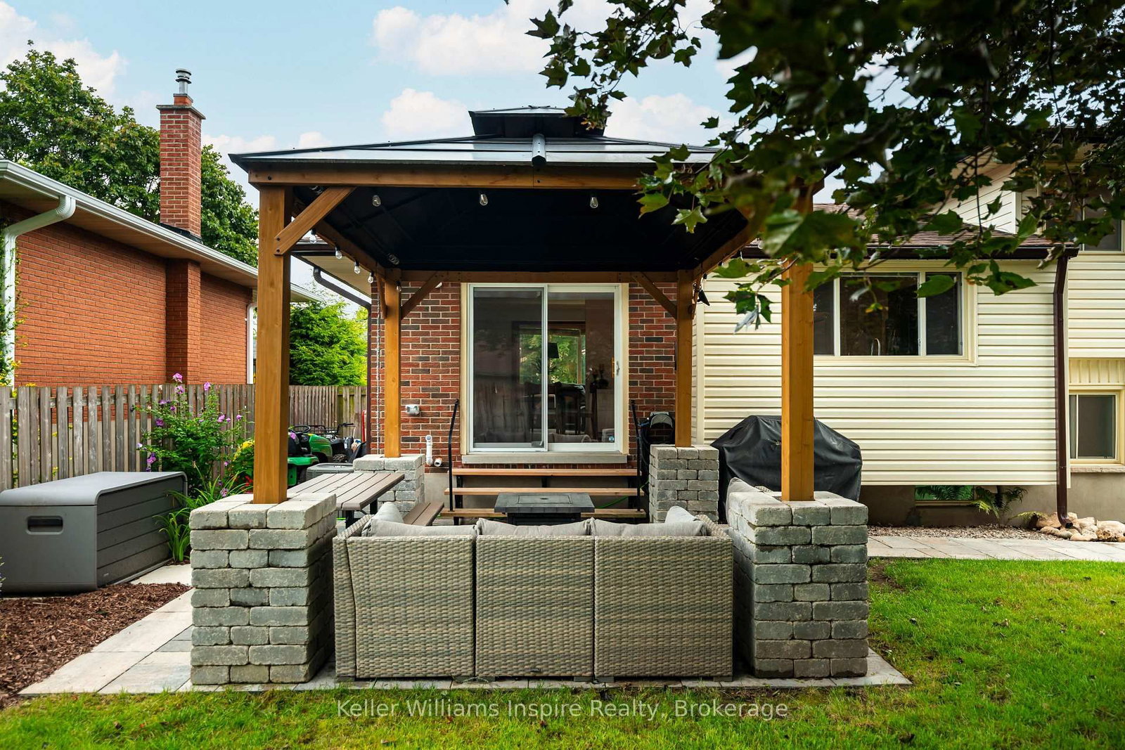14 CHELTONWOOD AVE. • Guelph, ON photo 17