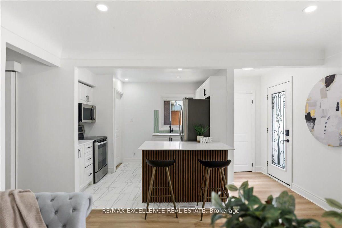 627 Upper Sherman Avenue • Hamilton, ON photo 8