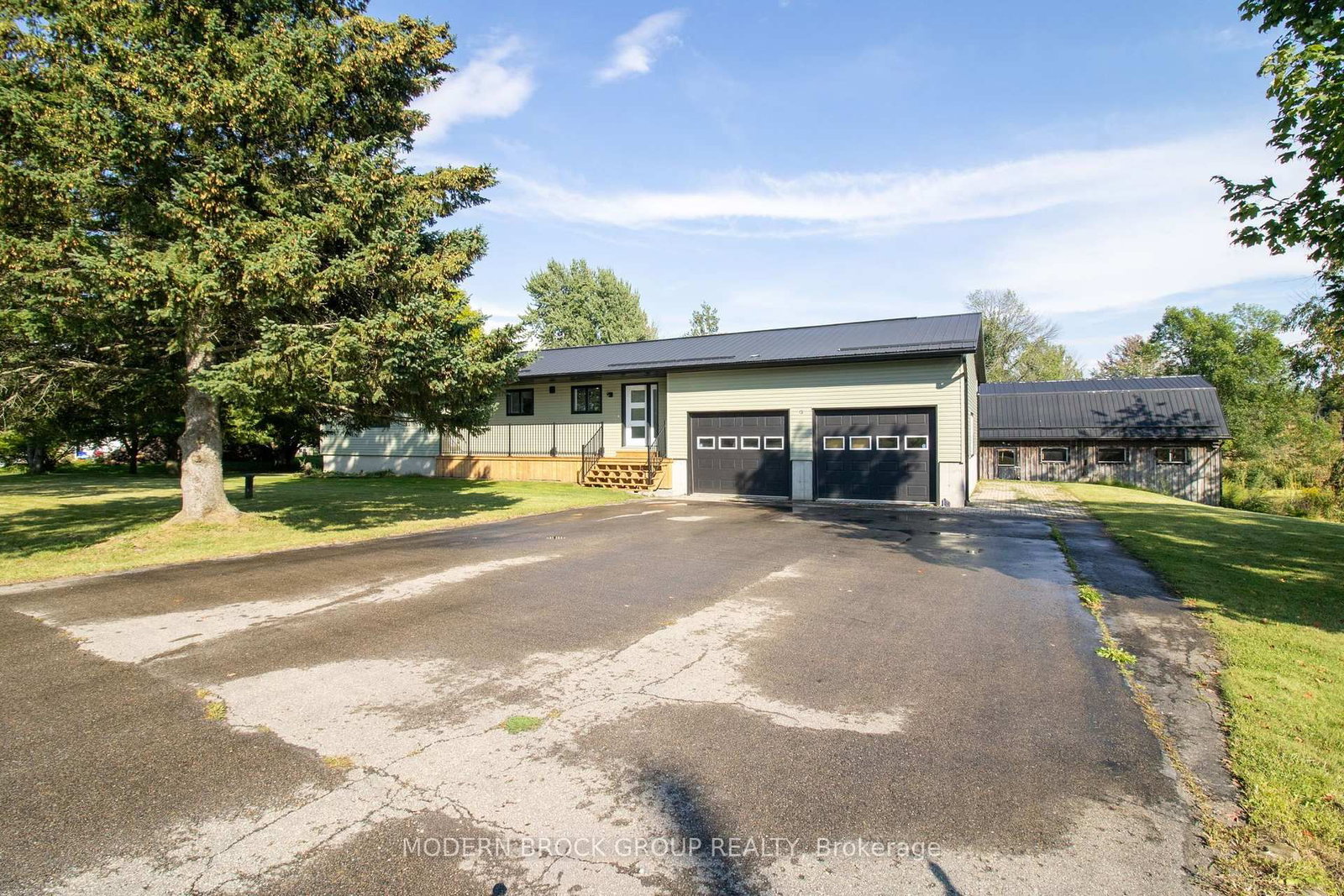 75 Lake Eloida Road • Athens, ON photo 2