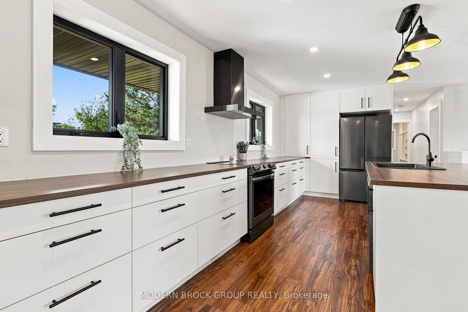 75 Lake Eloida Road • Athens, ON photo 9