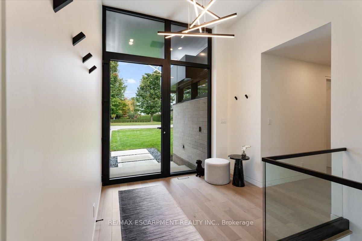 3207 VIVIAN LINE 37 • Stratford, ON photo 5