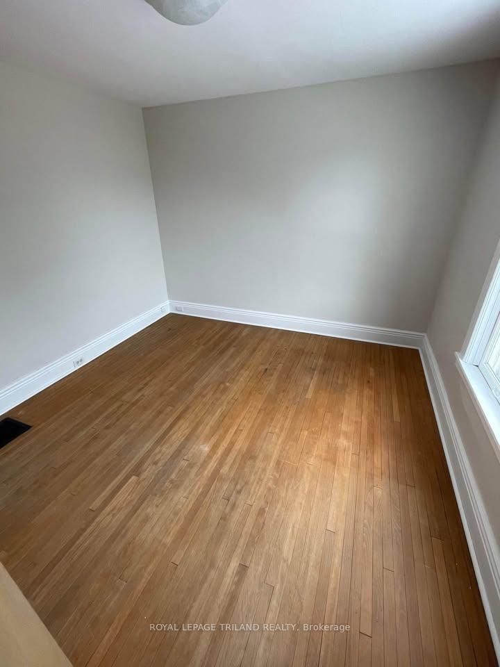 2 - 23.5 Chestnut Street