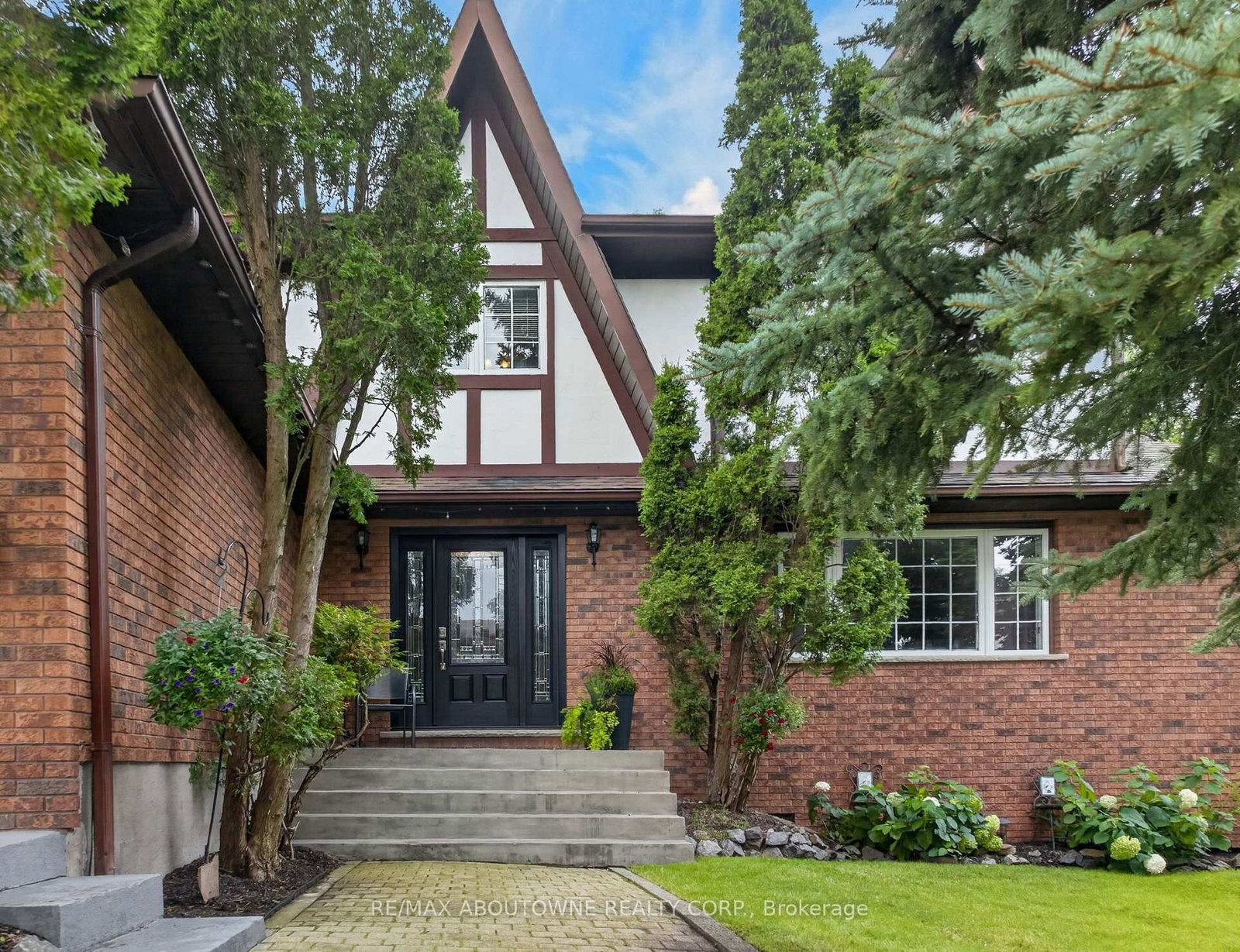 2023 Latimer Crescent • Greater Sudbury, ON photo 3
