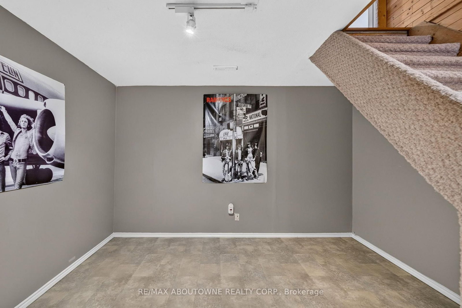 2023 Latimer Crescent • Greater Sudbury, ON photo 36