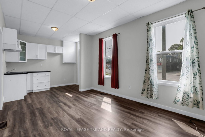 1 - 218 Hamilton Road