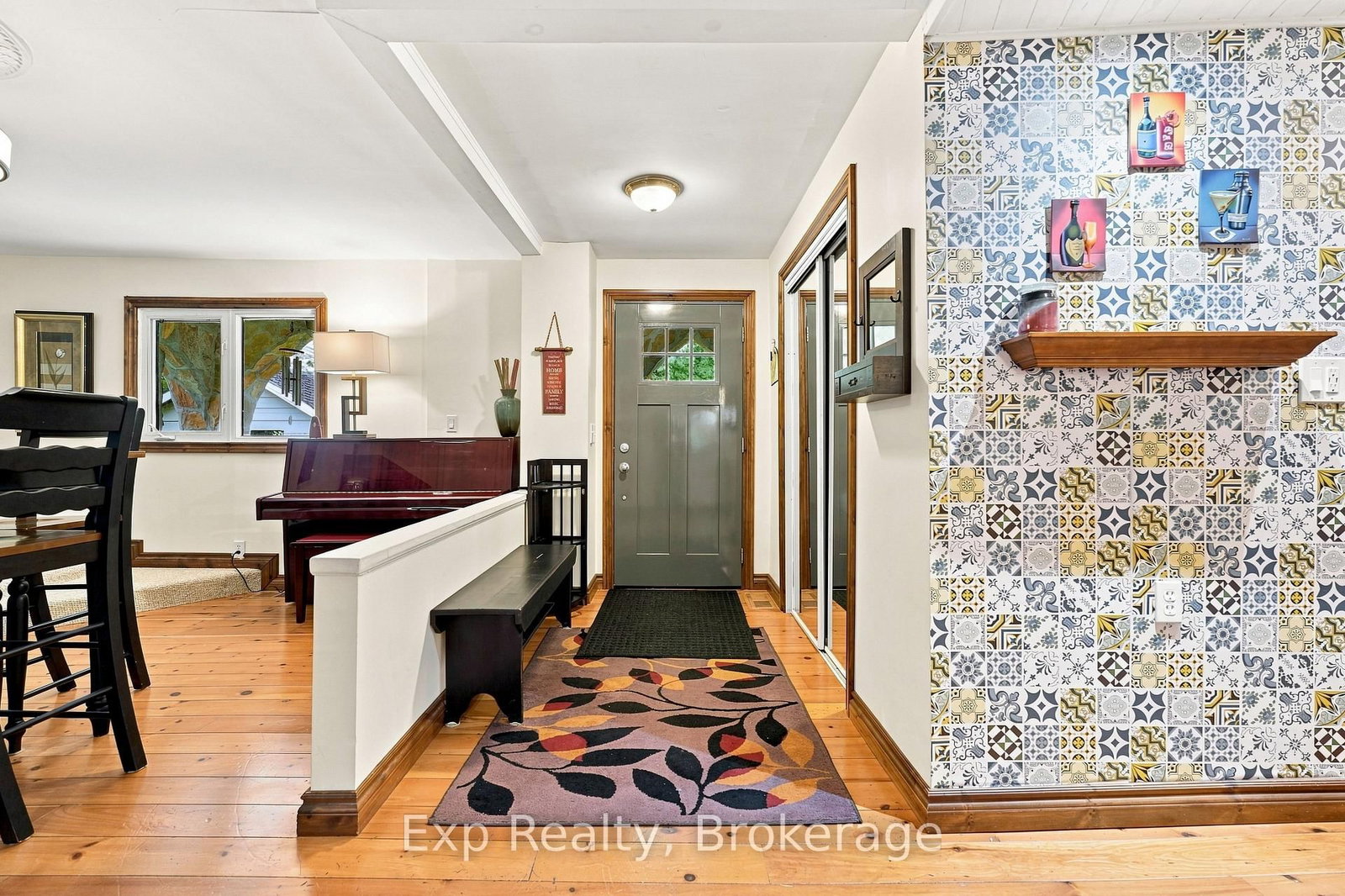 587 Scuttlehole Road • Belleville, ON photo 3