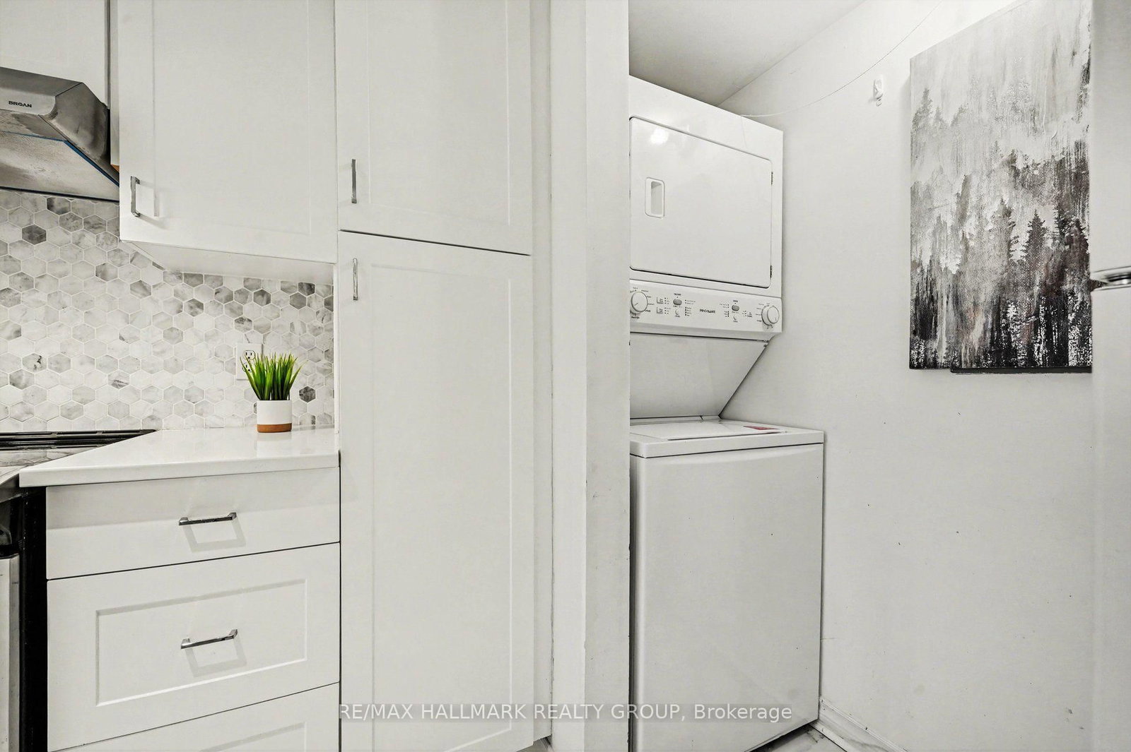 1204 Shillington Avenue • #15 • Ottawa, ON photo 11