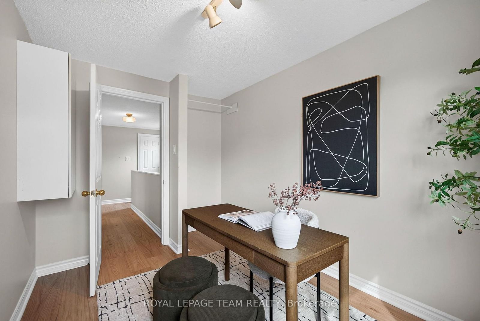 2333 Cotters Crescent • Ottawa, ON photo 37