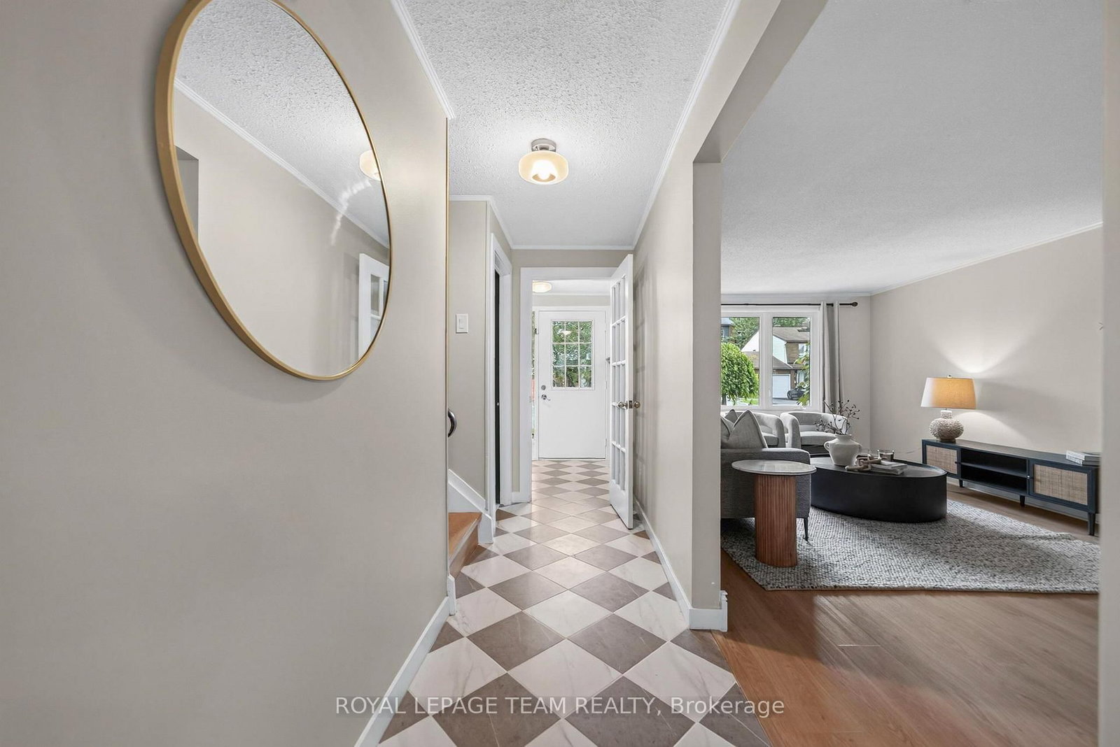 2333 Cotters Crescent • Ottawa, ON photo 6