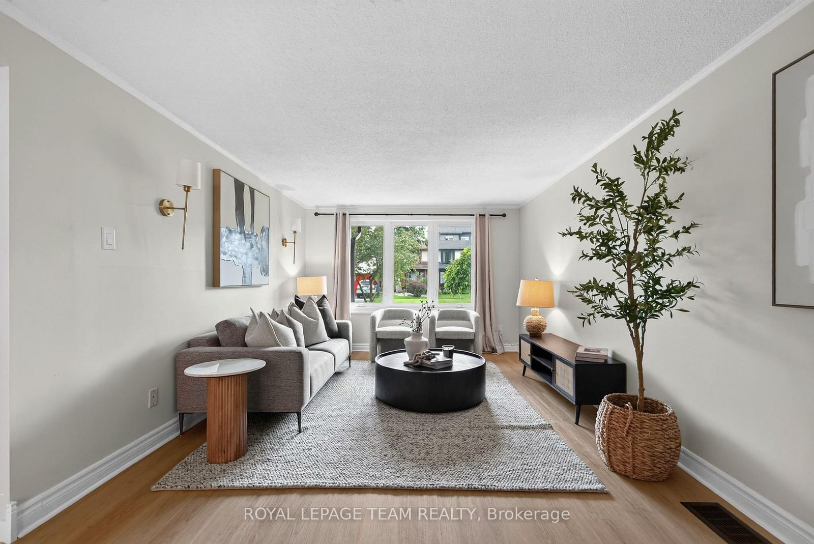 2333 Cotters Crescent • Ottawa, ON photo 9