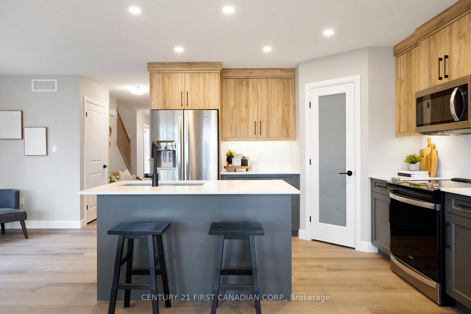 111 Addison Avenue • Lucan Biddulph, ON photo 16