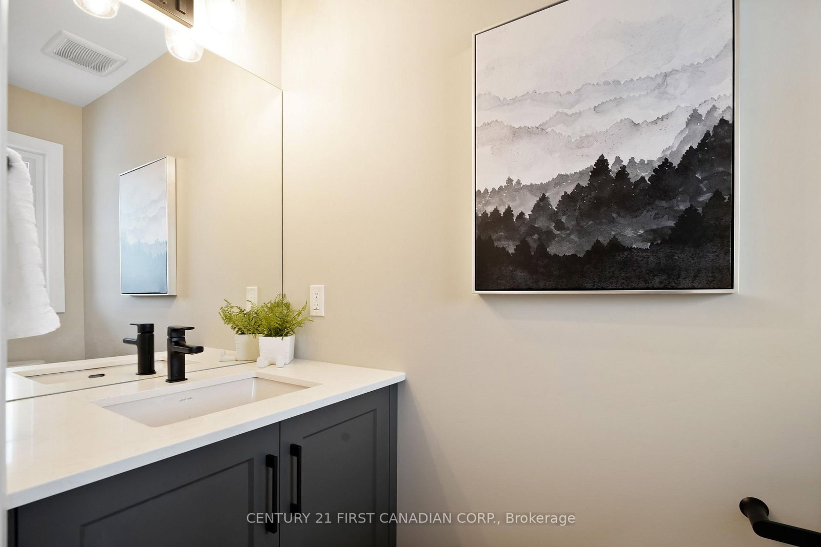 111 Addison Avenue • Lucan Biddulph, ON photo 22