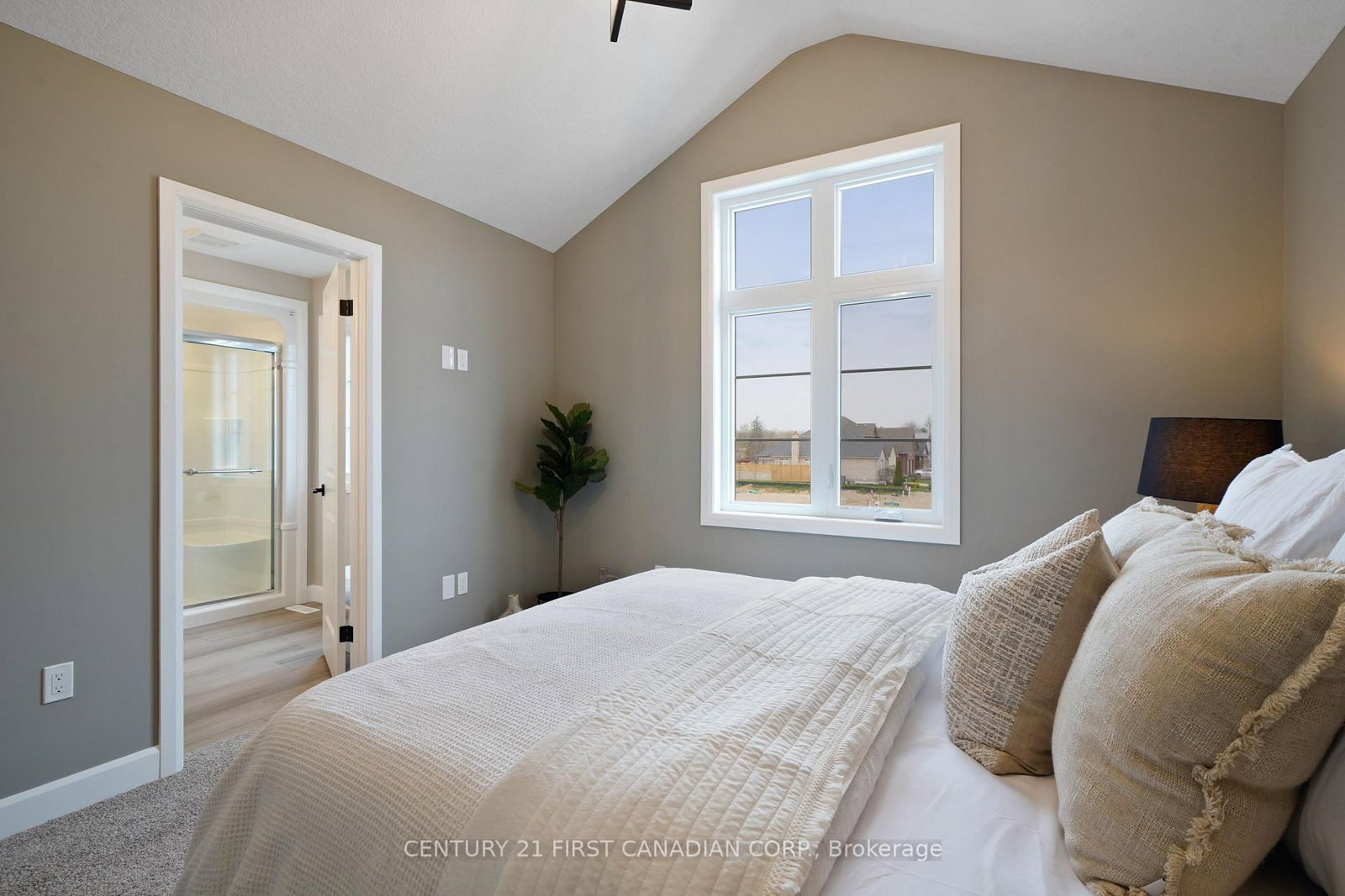 111 Addison Avenue • Lucan Biddulph, ON photo 26