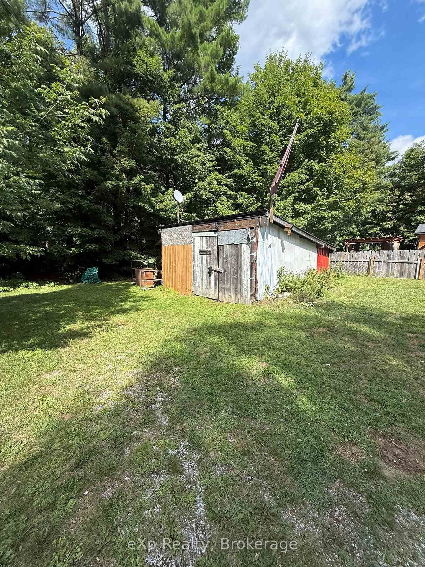 1713 Highway 11 South Highway E • #502 • Gravenhurst, ON photo 8