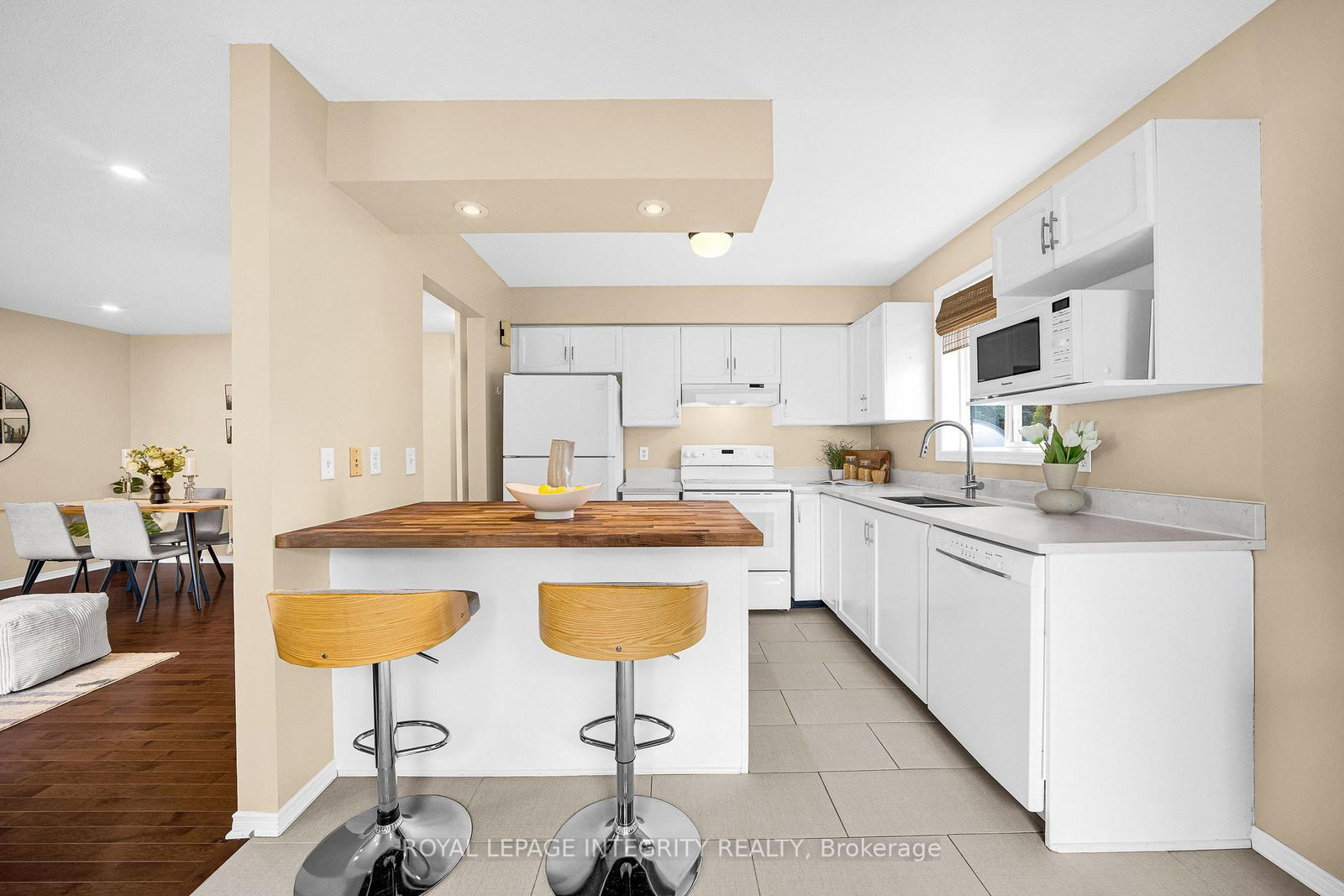 133 Mountshannon Drive • Ottawa, ON photo 16