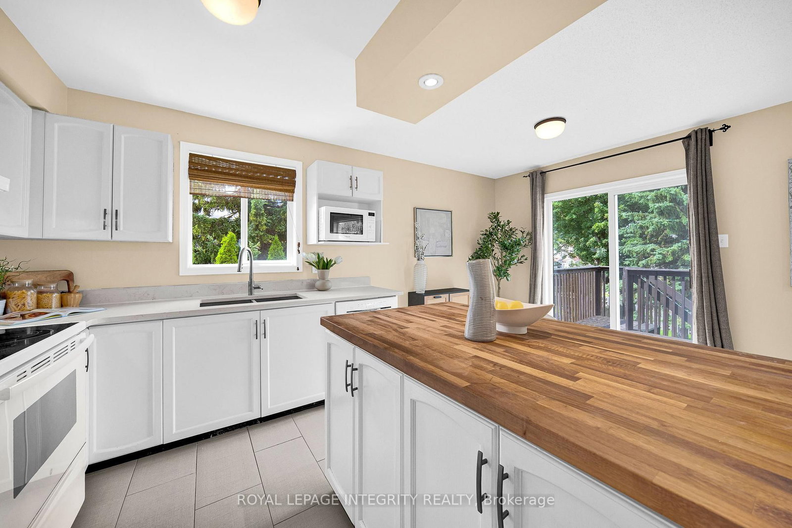 133 Mountshannon Drive • Ottawa, ON photo 17