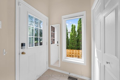 133 Mountshannon Drive • Ottawa, ON photo 5