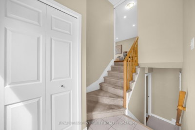 133 Mountshannon Drive • Ottawa, ON photo 6