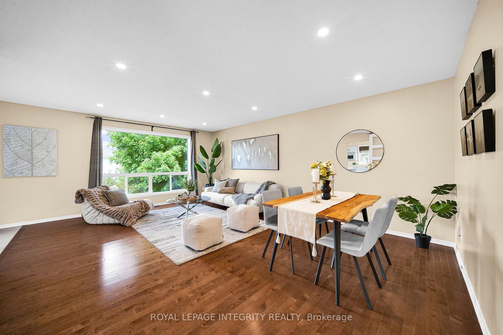 133 Mountshannon Drive • Ottawa, ON photo 7
