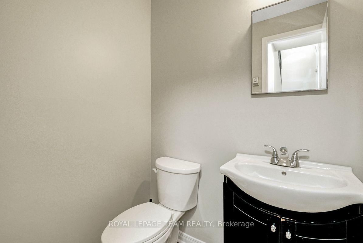 13 Woodvale Green Drive • #100 • Ottawa, ON photo 30