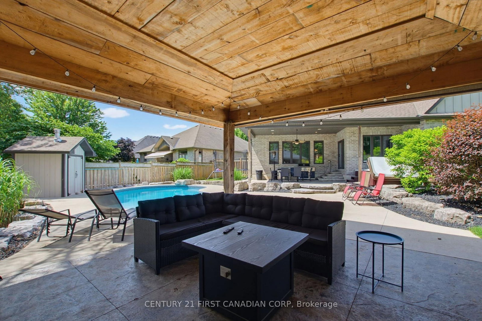 183 Acton Street • Strathroy-Caradoc, ON photo 43