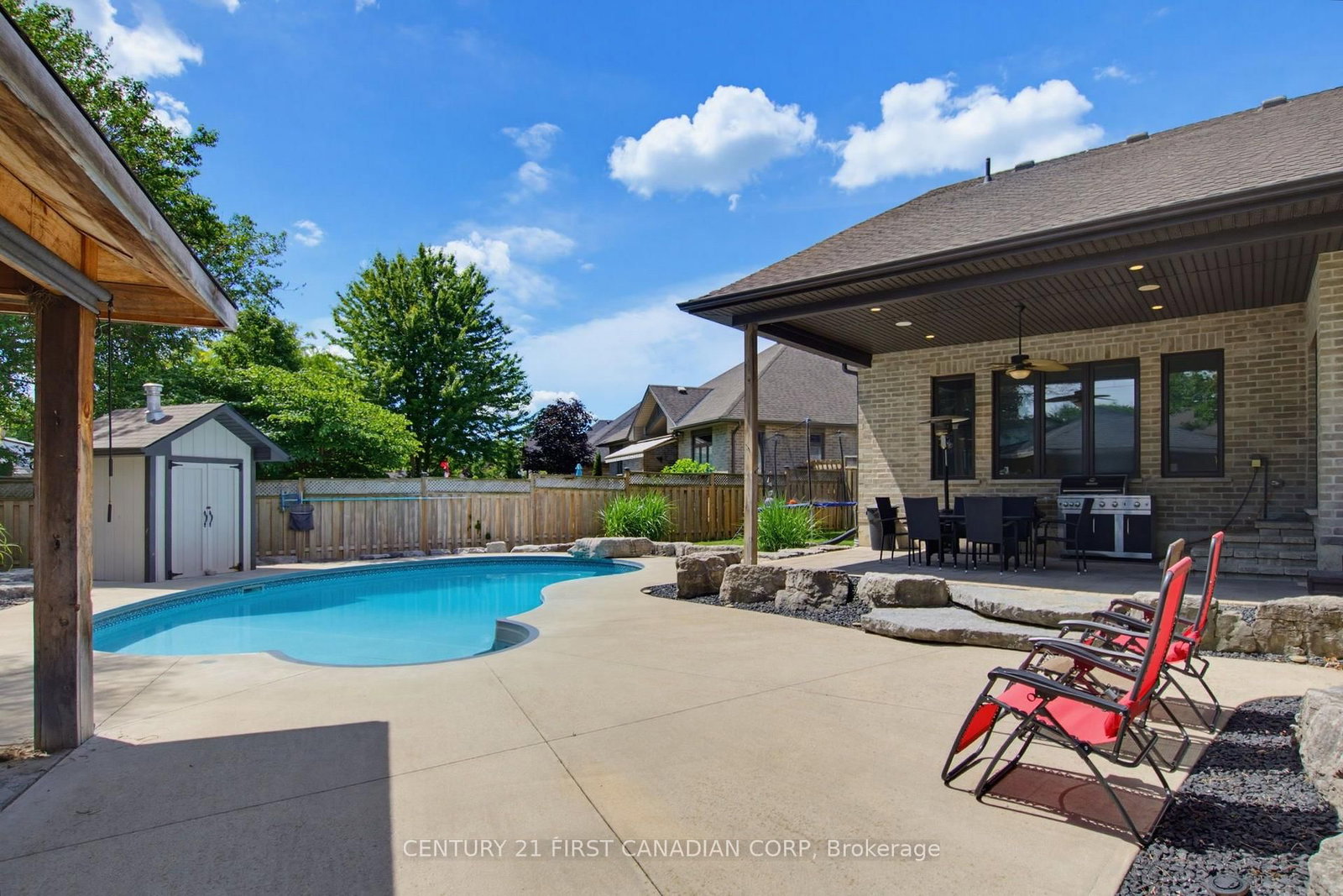 183 Acton Street • Strathroy-Caradoc, ON photo 45
