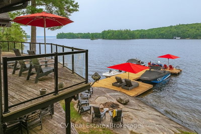 776 Eileen Gowan Island • Bracebridge, ON photo 5
