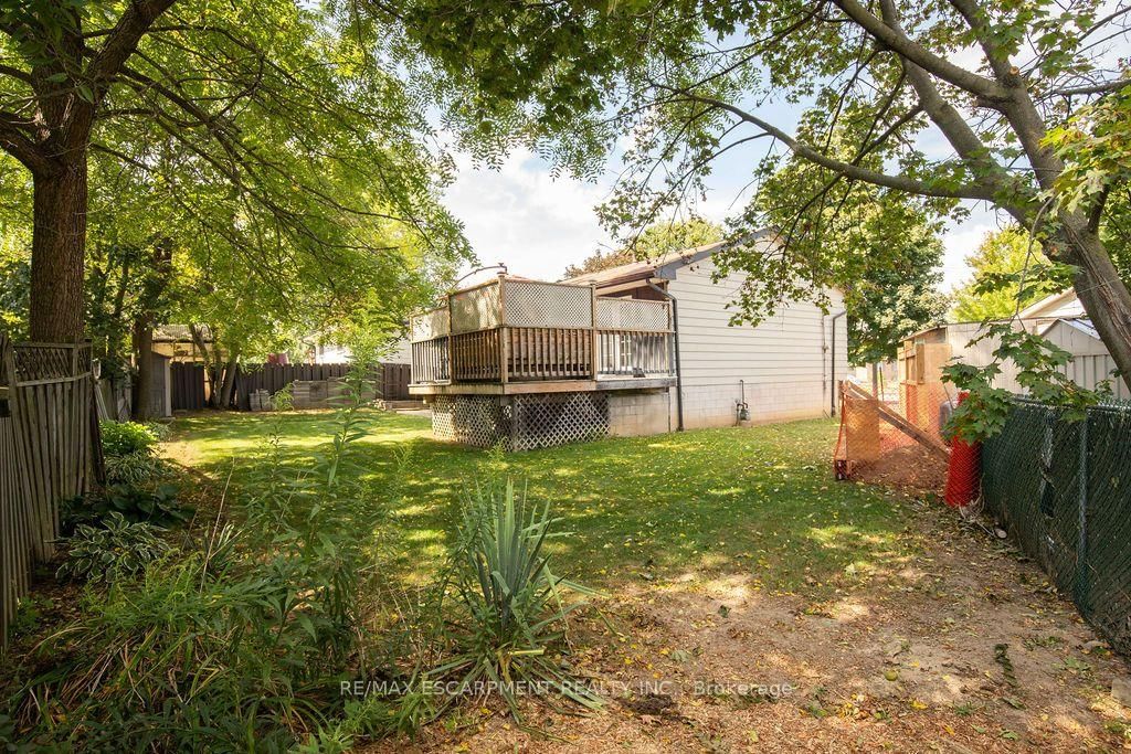 57 Valery Court • Hamilton, ON photo 12