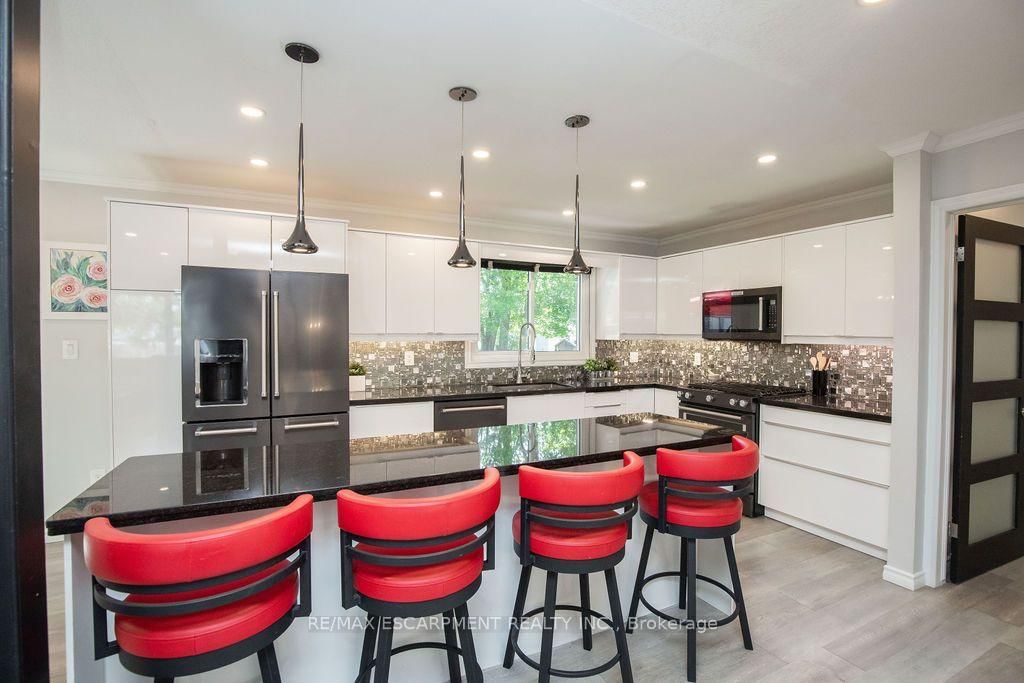 57 Valery Court • Hamilton, ON photo 21
