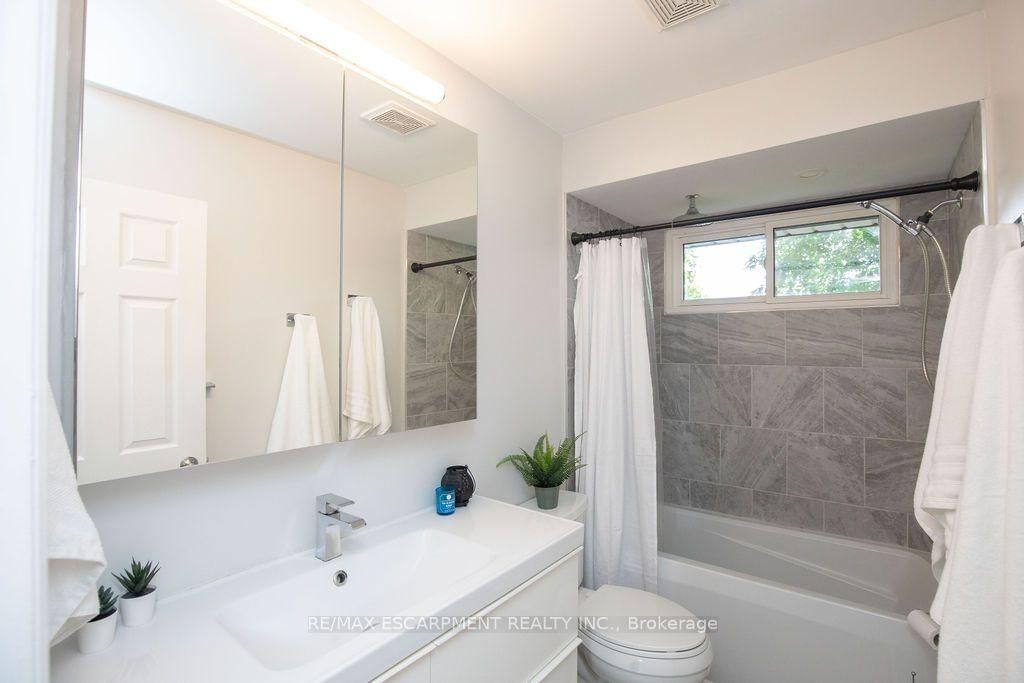 57 Valery Court • Hamilton, ON photo 30