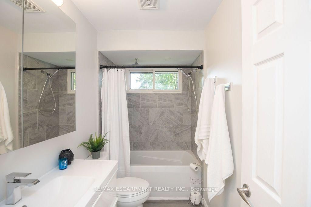 57 Valery Court • Hamilton, ON photo 31