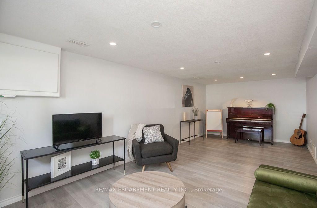 57 Valery Court • Hamilton, ON photo 46