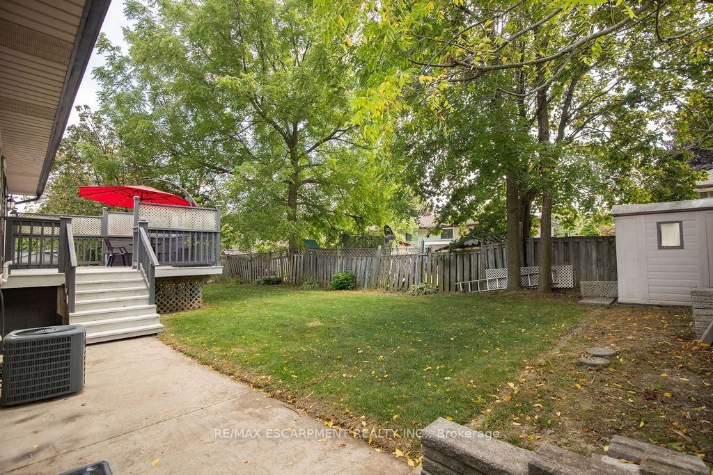 57 Valery Court • Hamilton, ON photo 8