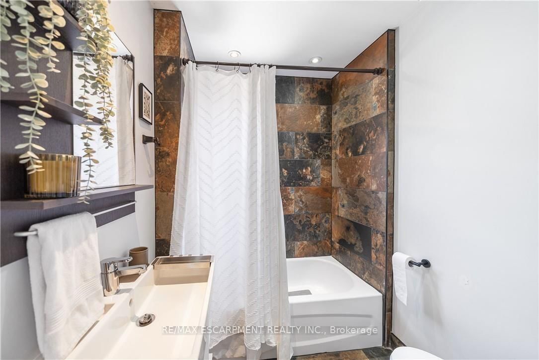 30 Lottridge Street • Hamilton, ON photo 25